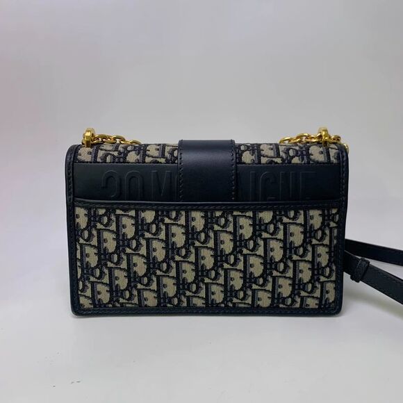 Dior Women Pre-Loved Bag Very Good Condition - Picture 5 of 9